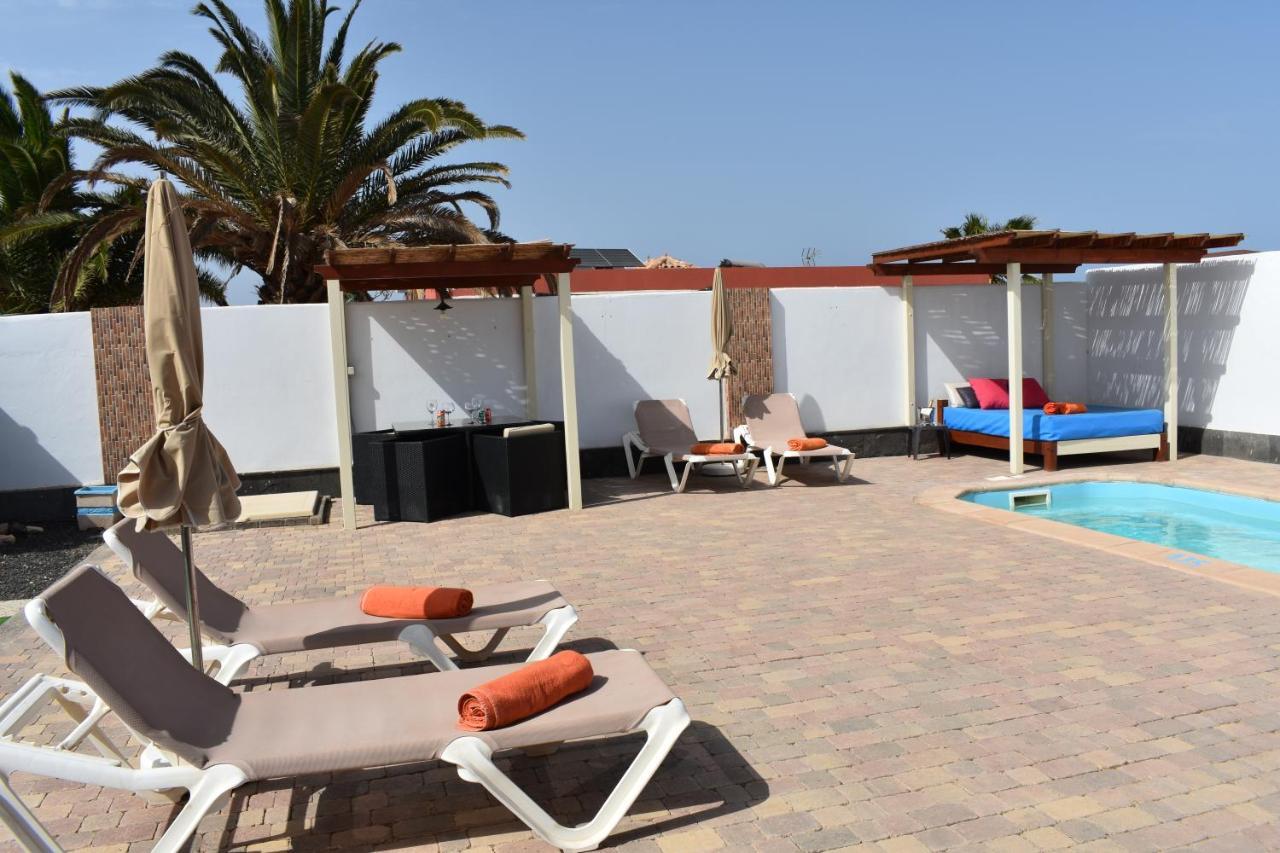 Villa Experience Heated Salty Water Pool Caleta De Fuste Exterior foto